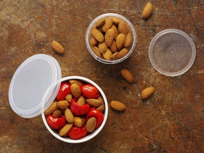 Almond snacking